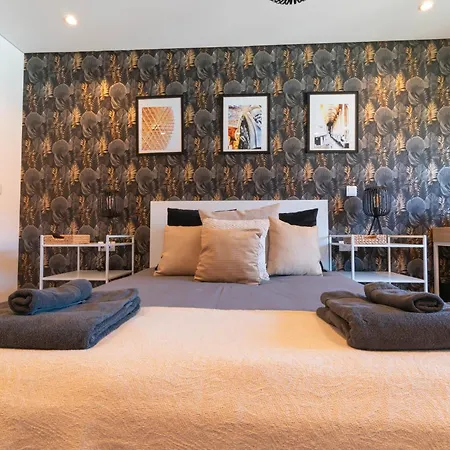 7min To Uni Se-velha - Ac - Work Desk - 300mbs Wifi * Coimbra